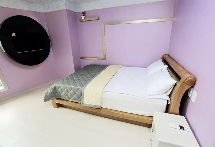 Отель Residence The Moon