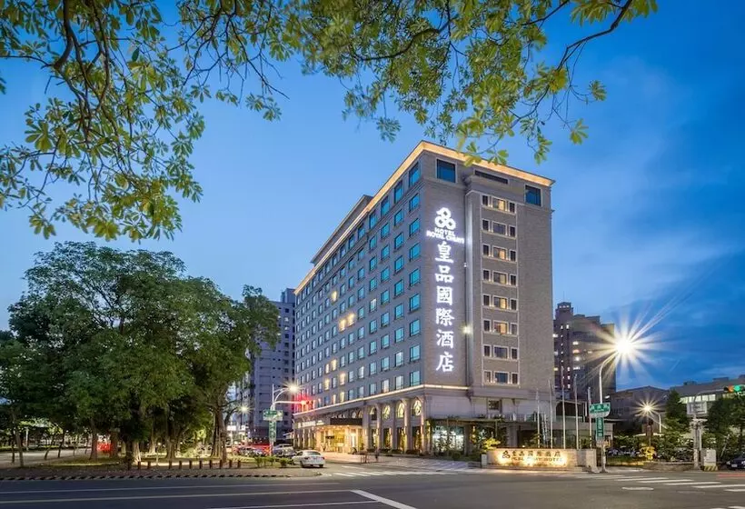 هتل Royal Chiayi