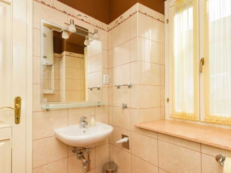 فندق ريفى Split By Apartments