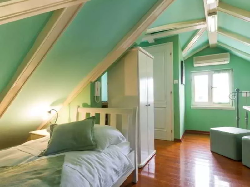 هتل روستایی Split By Apartments