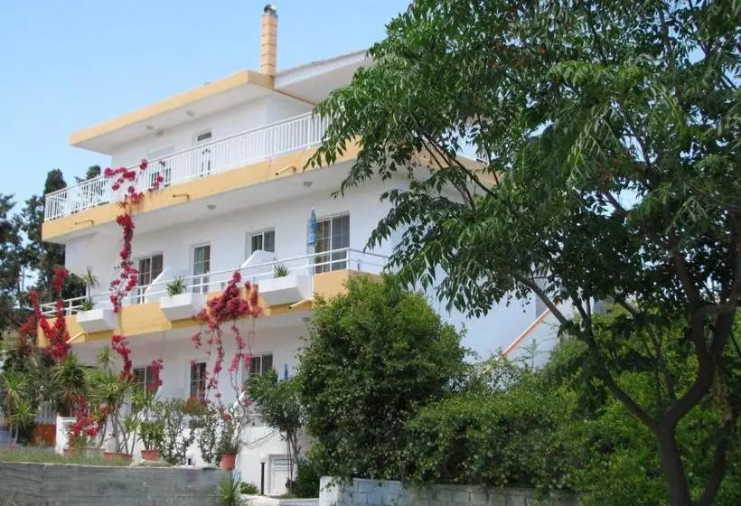 בית מלון כפרי Salora Studiosaparts