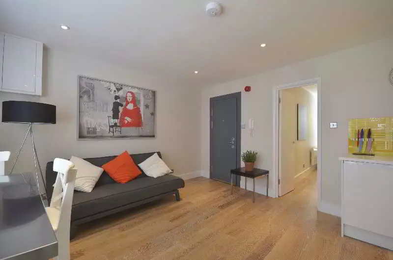 호텔 West End Living