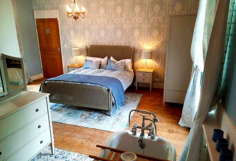 Bed and Breakfast Logis De Tirac