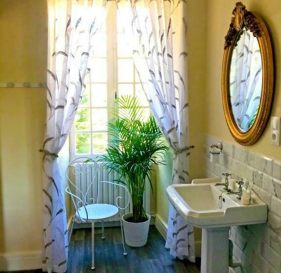 Bed and Breakfast Logis De Tirac