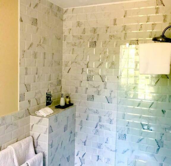 Bed and Breakfast Logis De Tirac