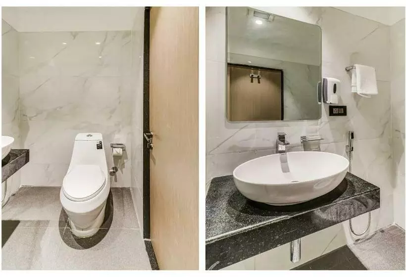 ホテル Oyo Townhouse 785 Sree Vinayaka Grand