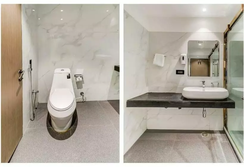 ホテル Oyo Townhouse 785 Sree Vinayaka Grand