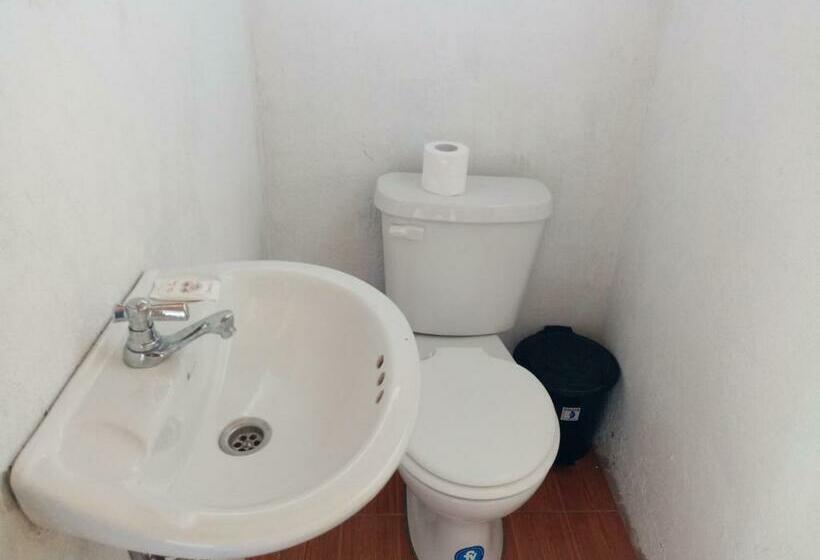 Hotel Tuparina Lodge