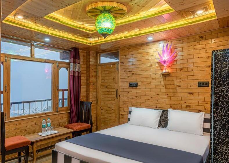 צימר Back Wood Stays Cheog