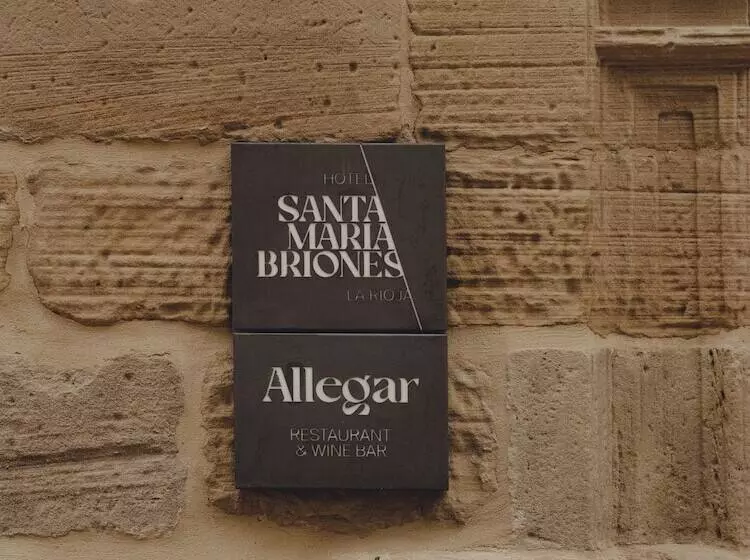 ホテル Santa Maria Briones