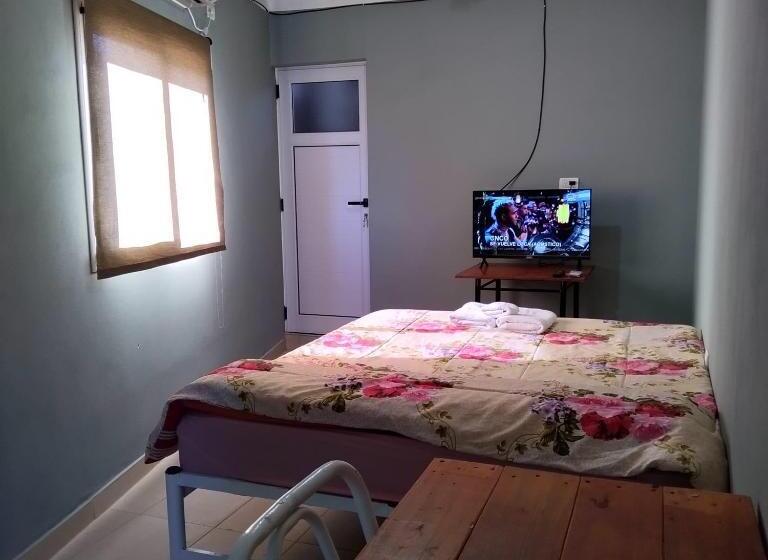 بنسيون Hostal Lo De Ramona