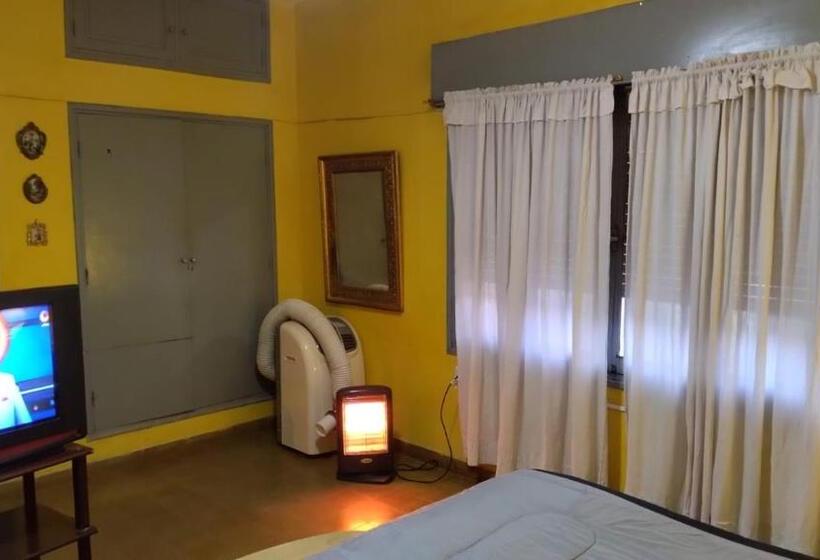 بنسيون Hostal Lo De Ramona