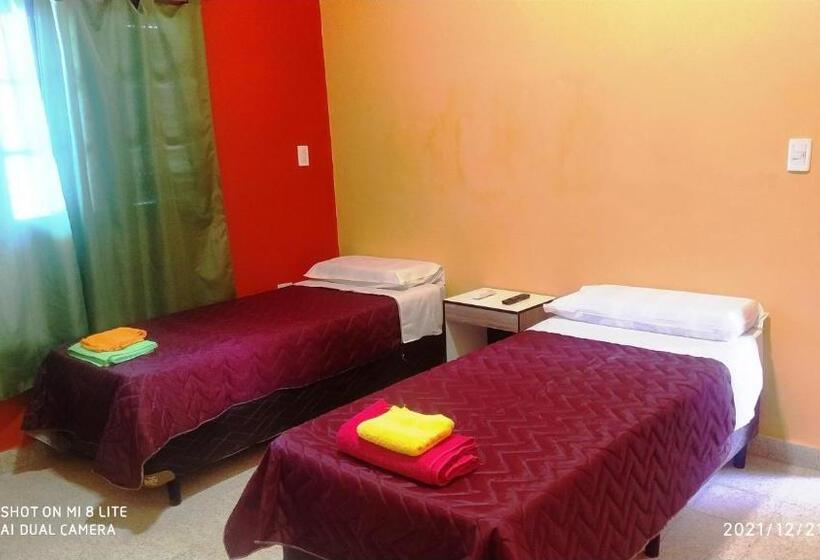 بنسيون Hostal Lo De Ramona