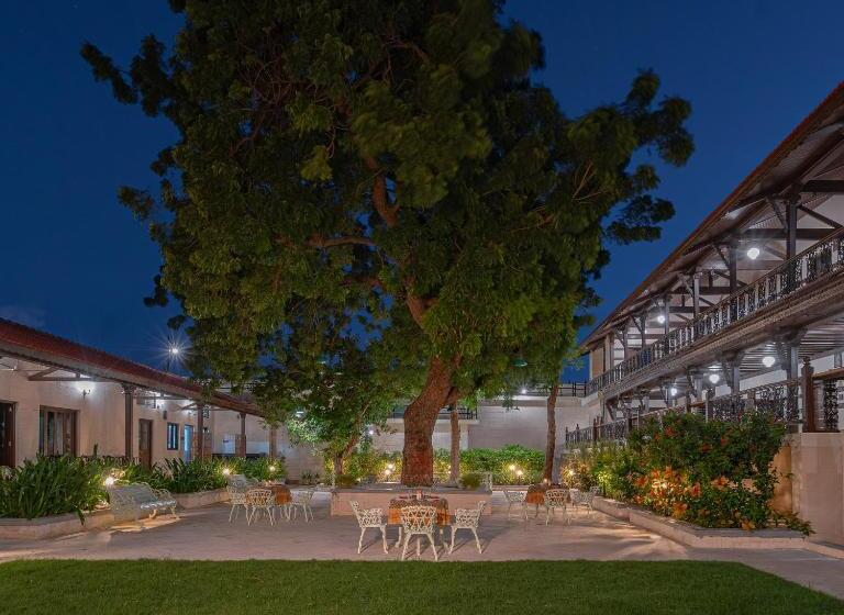 استراحتگاه Tree Of Life Darbargadh Dared