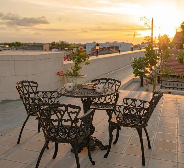 استراحتگاه Tree Of Life Darbargadh Dared