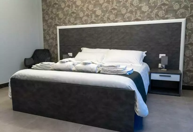 ベッドアンドブレックファースト Skyline Rooms & Suites