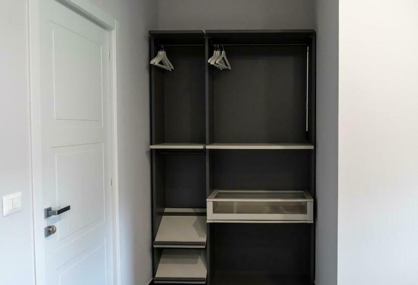 צימר Skyline Rooms & Suites