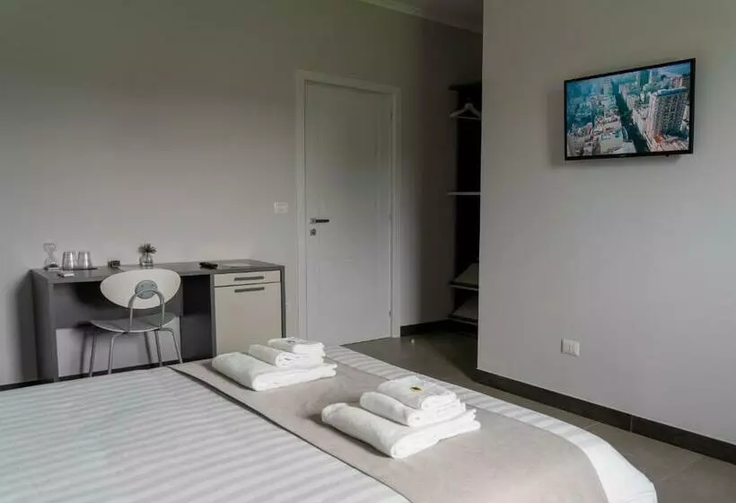 ベッドアンドブレックファースト Skyline Rooms & Suites