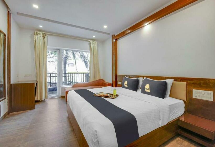 בית מלון כפרי Townhouse Oak 7 Spices