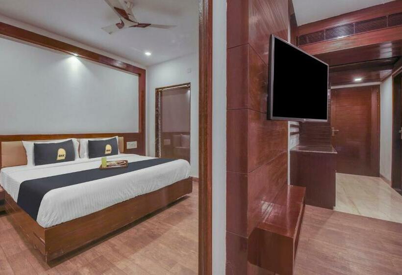 בית מלון כפרי Townhouse Oak 7 Spices