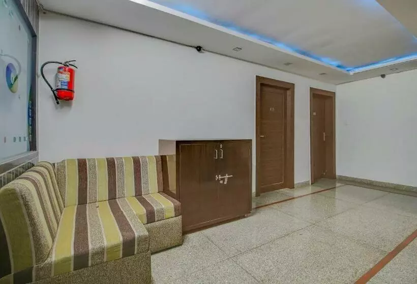 ホテル Townhouse Oak Avinash Residence
