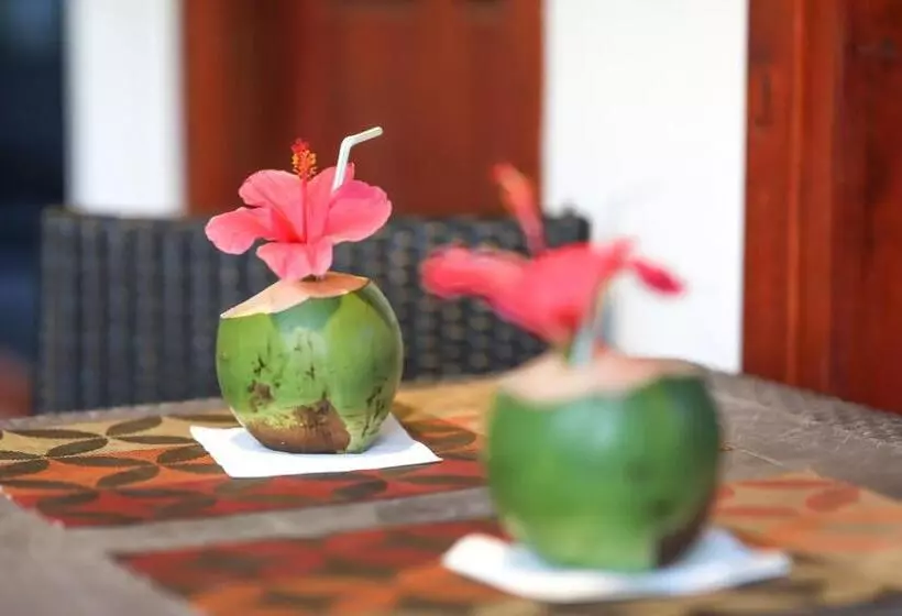 پانسیون Aqua Blu Thoddoo