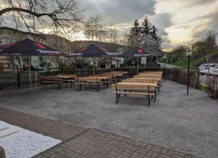 Majatalo Maccaroni Restaurants & Hotels