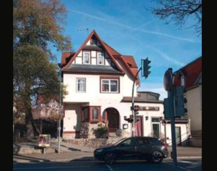 ペンション Maccaroni Restaurants & Hotels