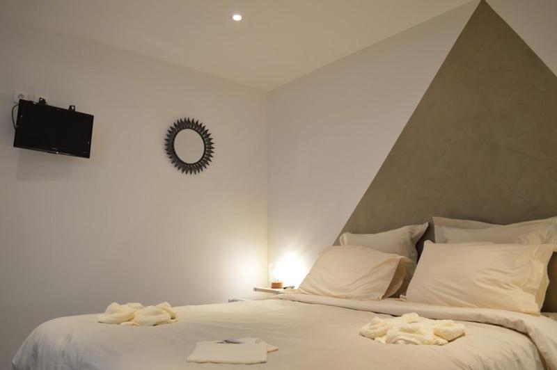 ベッドアンドブレックファースト Chambres Privées à Hautvillers, Berceau Du Champagne Avec Salle De Bain Et Toilettes Incluses