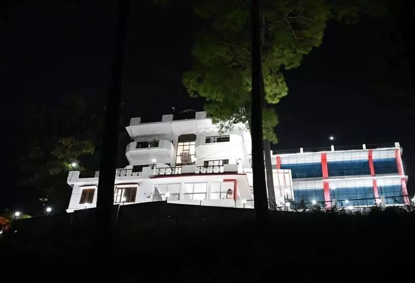 هتل Ambience Hill Nainital