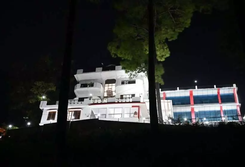 هتل Ambience Hill Nainital