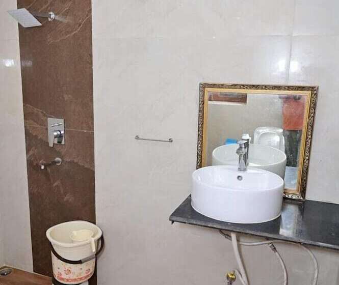 호텔 Ambience Hill Nainital