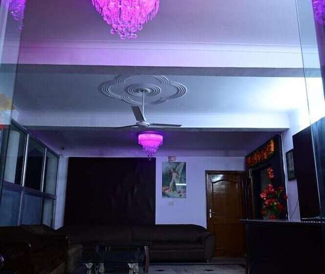 호텔 Ambience Hill Nainital