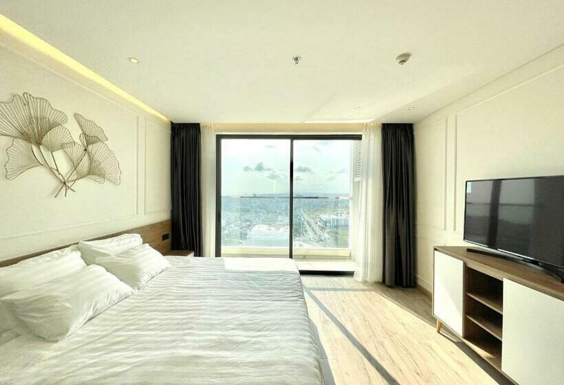 White House Condotel Phú Yên