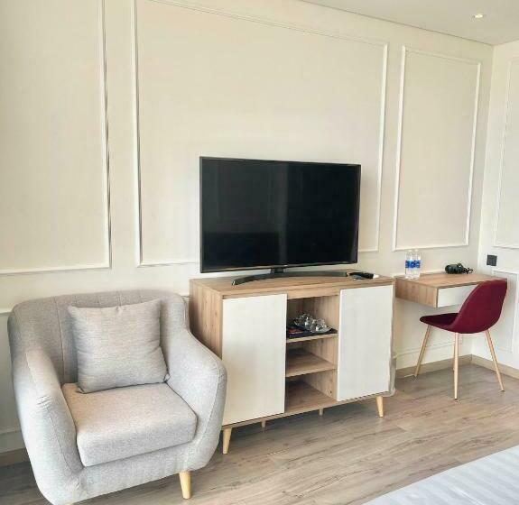 White House Condotel Phú Yên