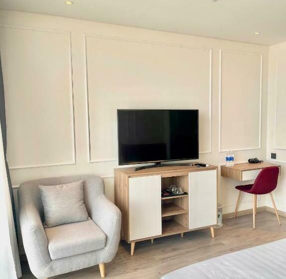 White House Condotel Phú Yên