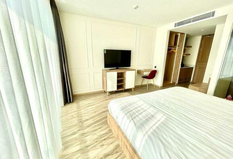 White House Condotel Phú Yên