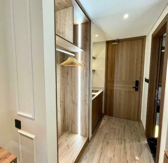 White House Condotel Phú Yên