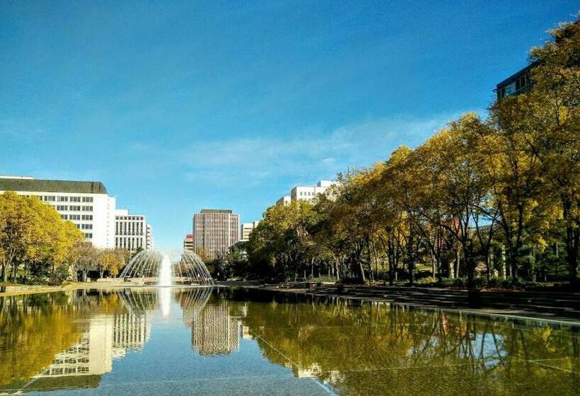 Private Room In Oliver 104 Ave, Across Grand Mcewan University, Norquest College, A Chic Location!