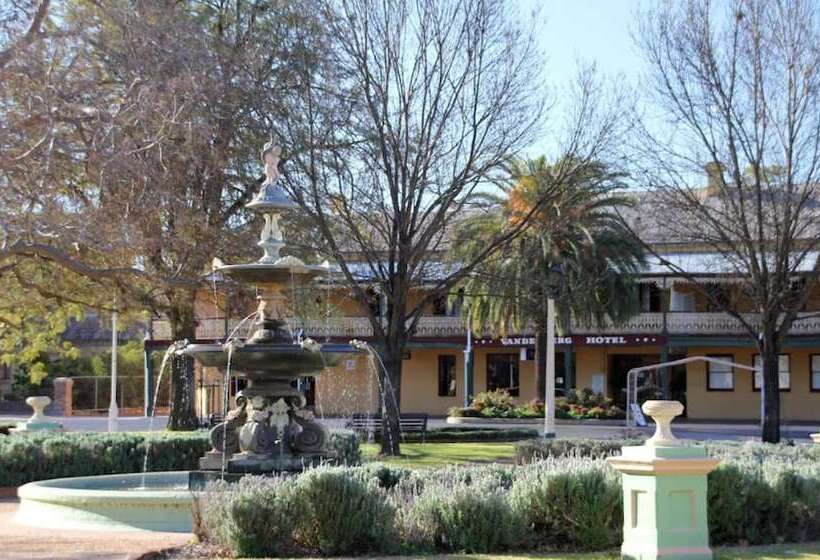 Vandenberg Hotel Forbes