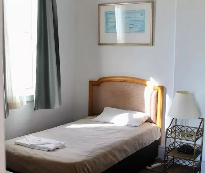 Vandenberg Hotel Forbes