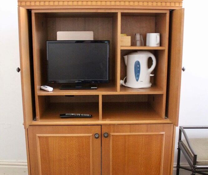 Vandenberg Hotel Forbes