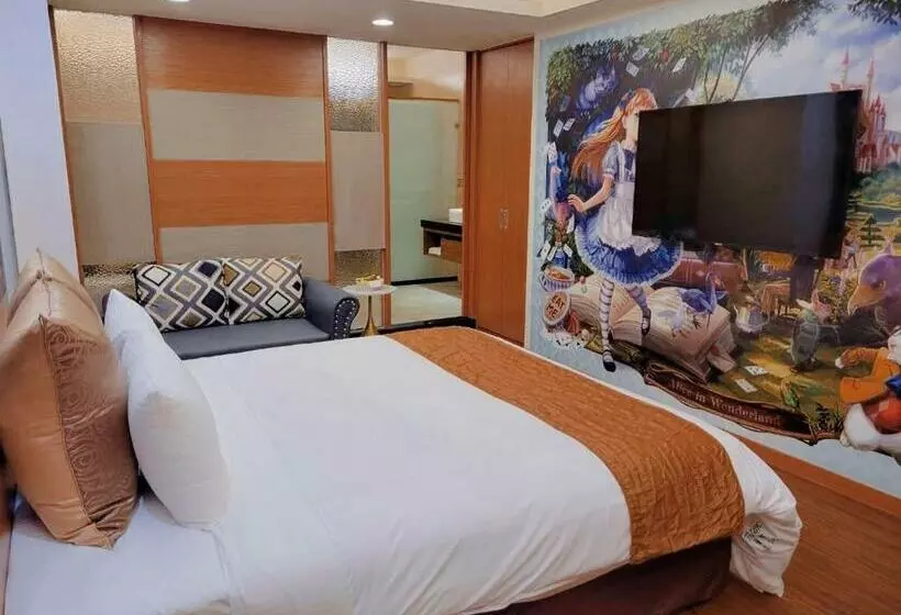 تختخواب و صبحانه Golden Sands Motel