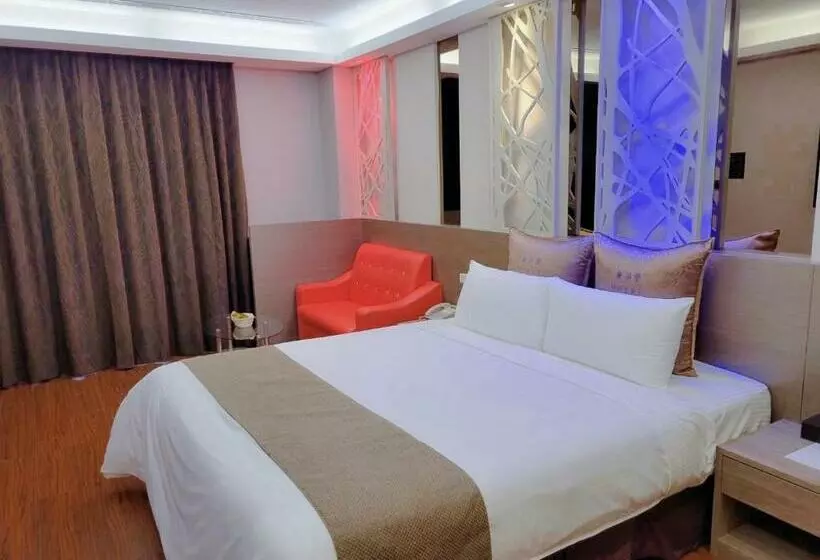 تختخواب و صبحانه Golden Sands Motel