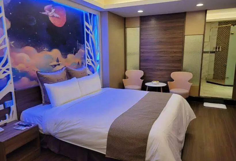 تختخواب و صبحانه Golden Sands Motel