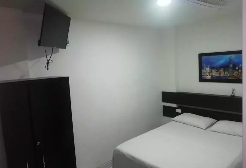 ホテル Black & White