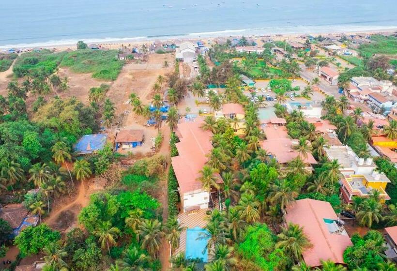 Hotel Bluebell Beach Resort Candolim