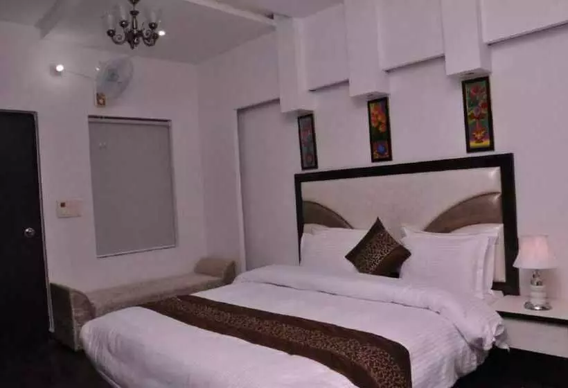 هتل The Mirage Palace