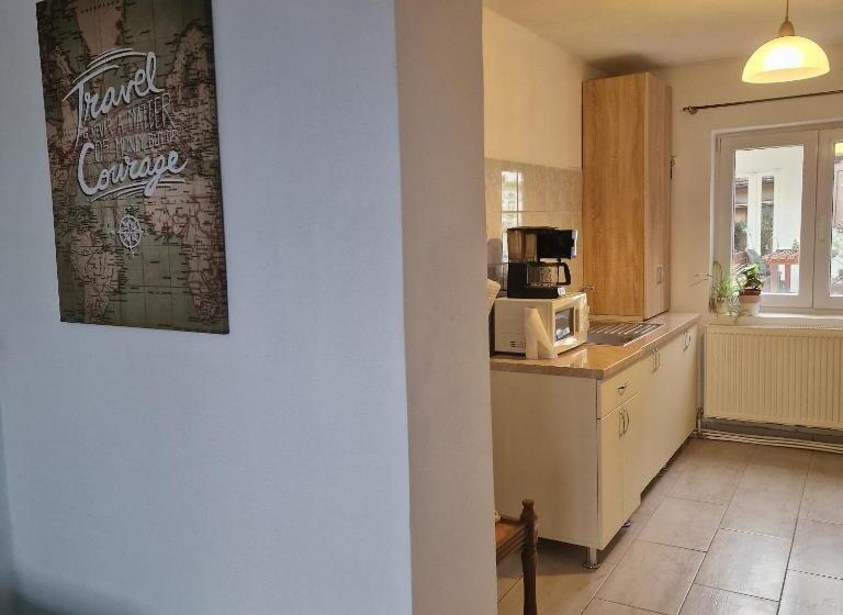 پانسیون Seventeen