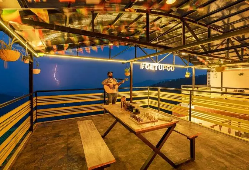 The Hosteller Kufri, Shimla